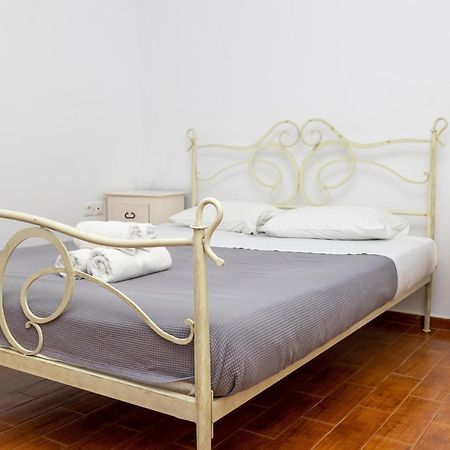 Depis Economy Studios & Apartments Naxos City Extérieur photo