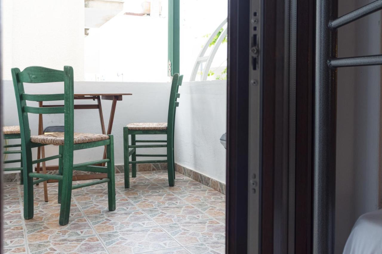 Depis Economy Studios & Apartments Naxos City Extérieur photo