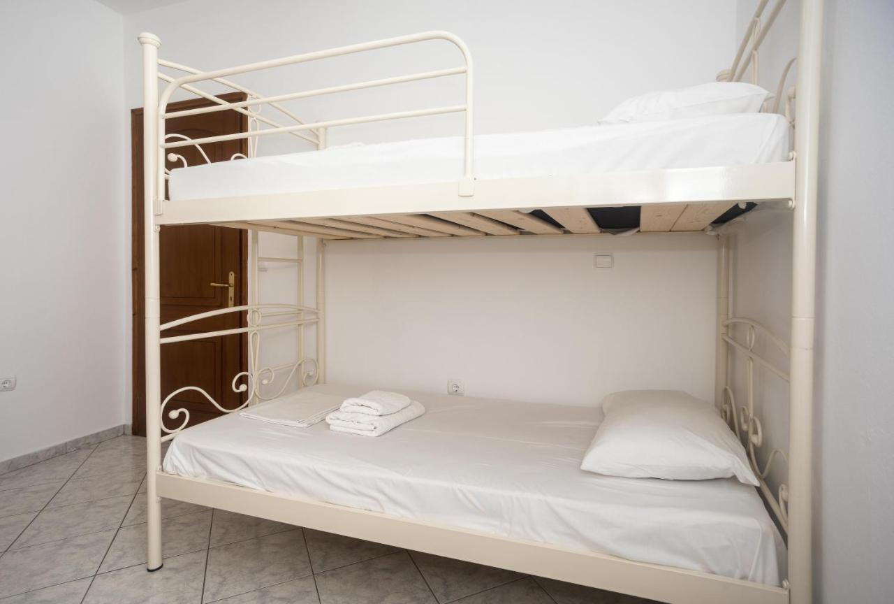 Depis Economy Studios & Apartments Naxos City Extérieur photo